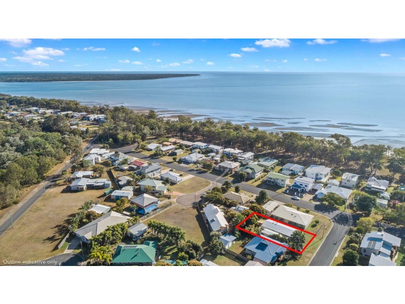 3 Simpson Street, Burrum Heads QLD 4659