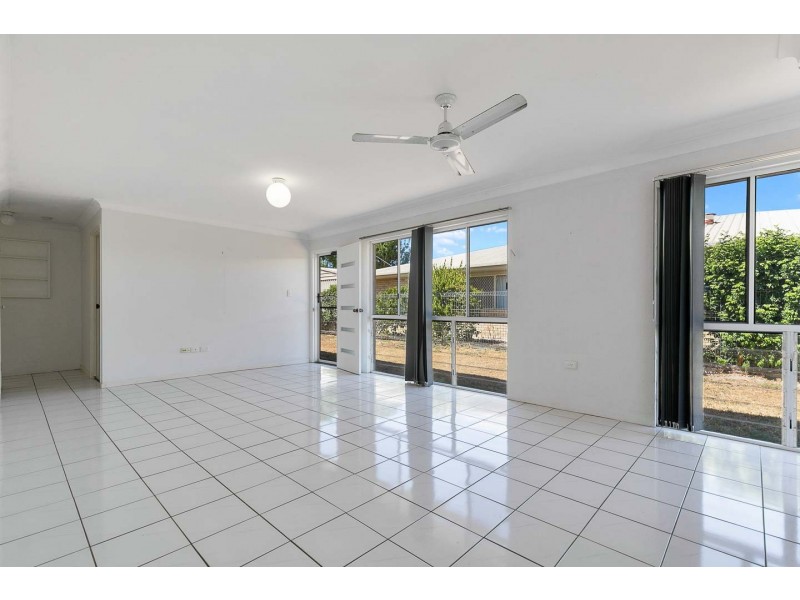 3 Simpson Street, Burrum Heads QLD 4659