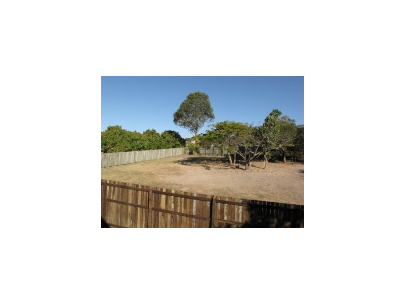 16 Jacobsen Outlook, Urraween QLD 4655