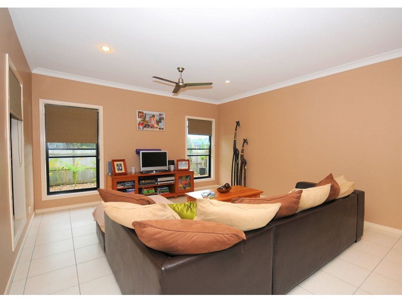 33 Eagle Beach Parade, Dundowran Beach QLD 4655