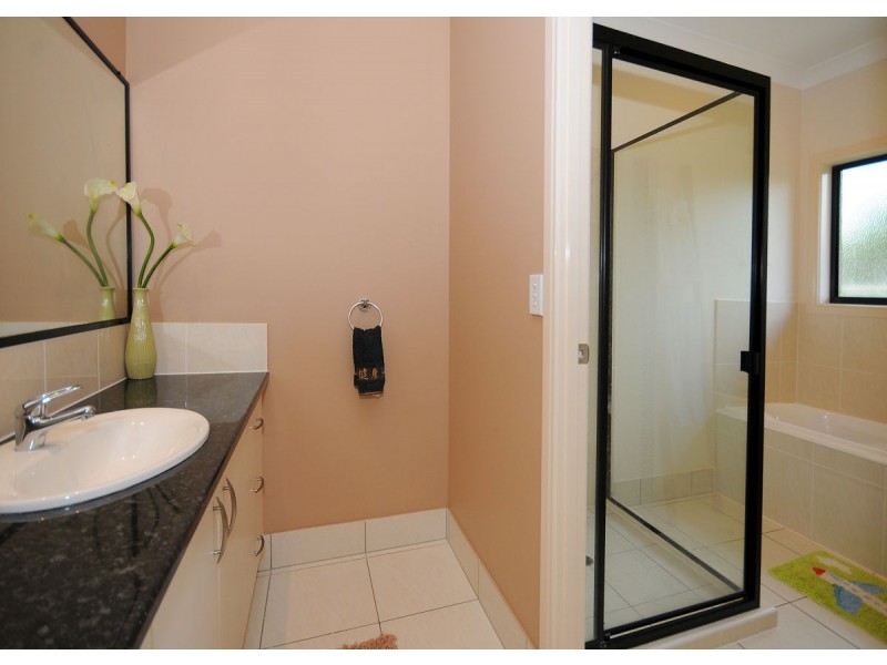 33 Eagle Beach Parade, Dundowran Beach QLD 4655