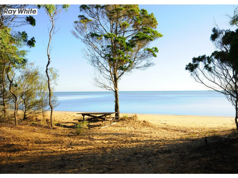 33 Eagle Beach Parade, Dundowran Beach QLD 4655