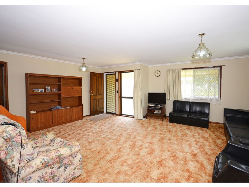 19 Barilba Street, Scarness QLD 4655