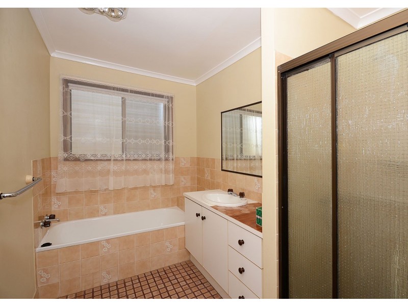 19 Barilba Street, Scarness QLD 4655