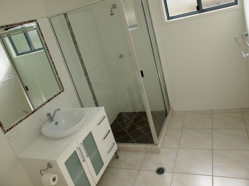 195 Charlton Esplanade, Point Vernon QLD 4655