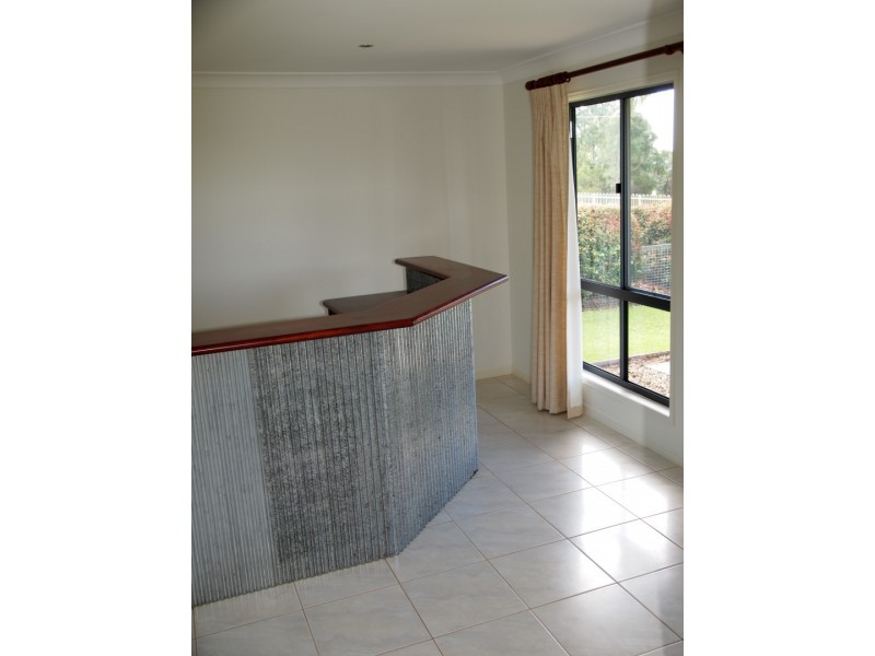 195 Charlton Esplanade, Point Vernon QLD 4655