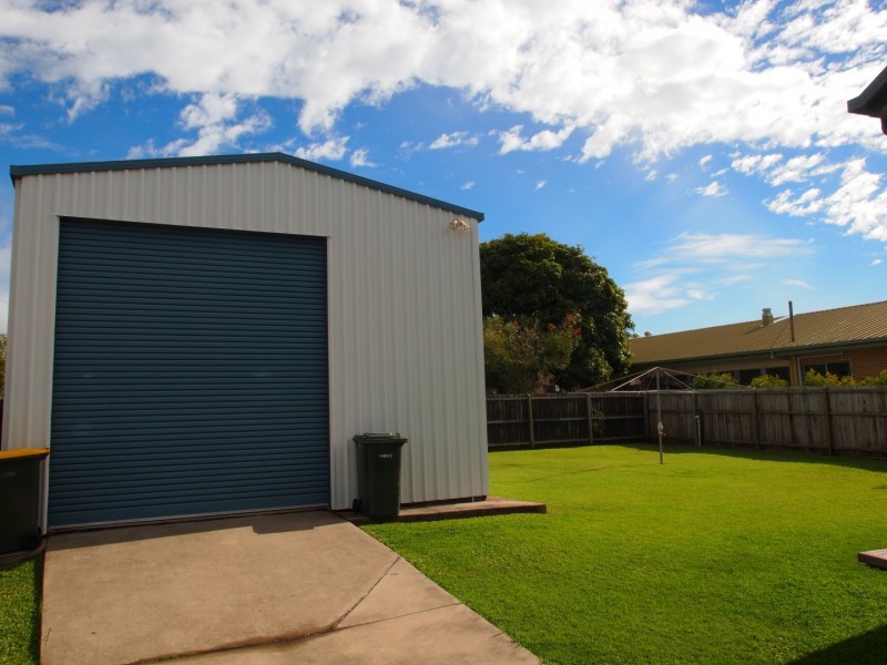 195 Charlton Esplanade, Point Vernon QLD 4655