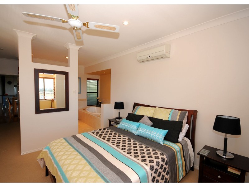 6 Baunfiend Court, Urraween QLD 4655