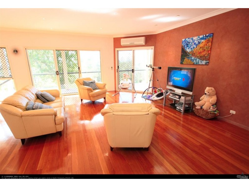 20 Foreshore Drive, Urangan QLD 4655