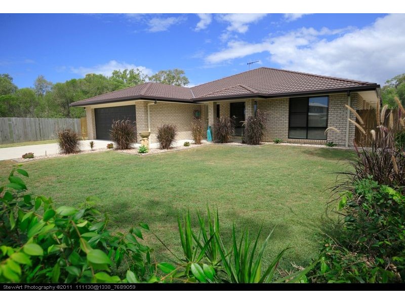 44 Swan View Court, Toogoom QLD 4655