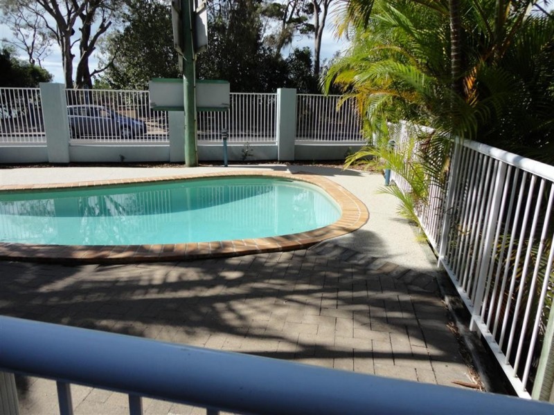 3/458 Charlton Esplanade, Torquay QLD 4655