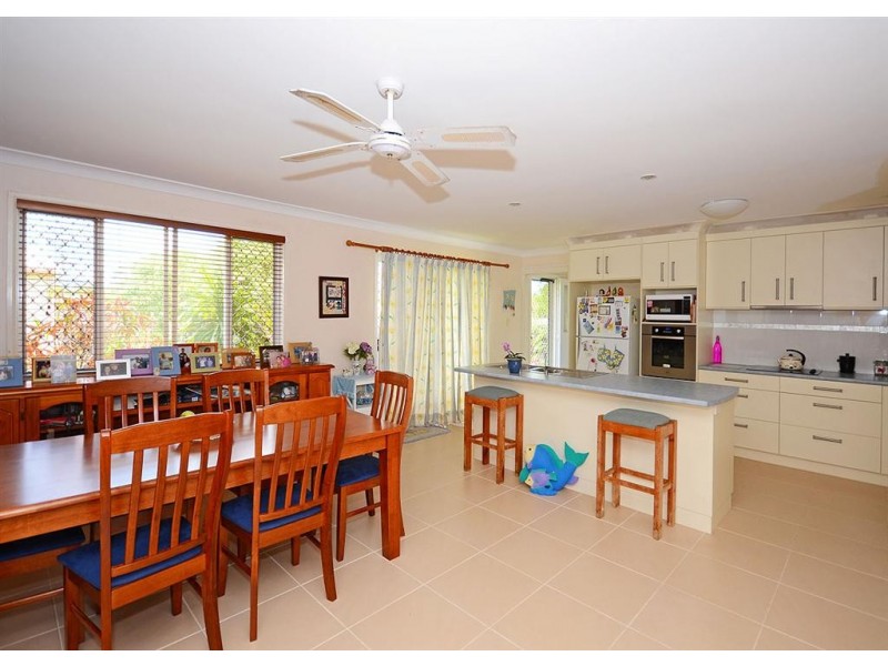 1 Honeysuckle Avenue, Kawungan QLD 4655