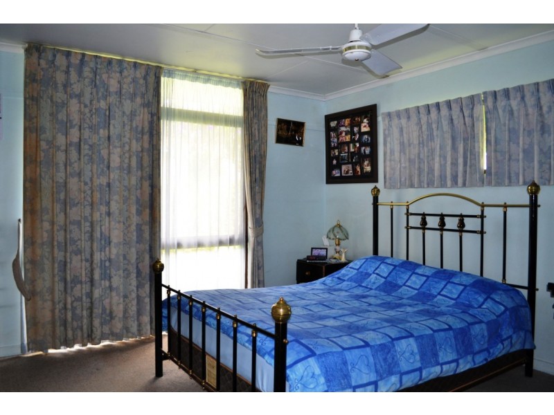 24 Waigani Avenue, Kawungan QLD 4655