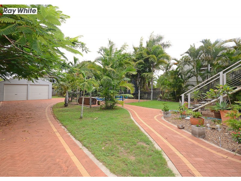 532 Charlton Esplanade, Urangan QLD 4655