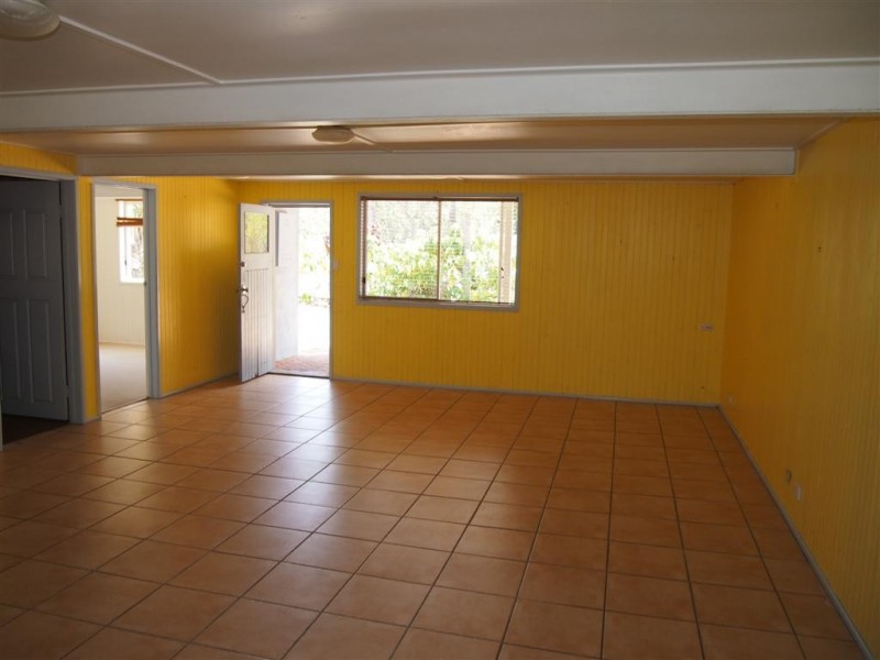 532 Charlton Esplanade, Urangan QLD 4655