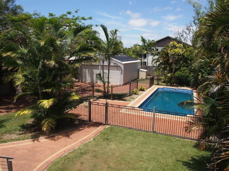 532 Charlton Esplanade, Urangan QLD 4655