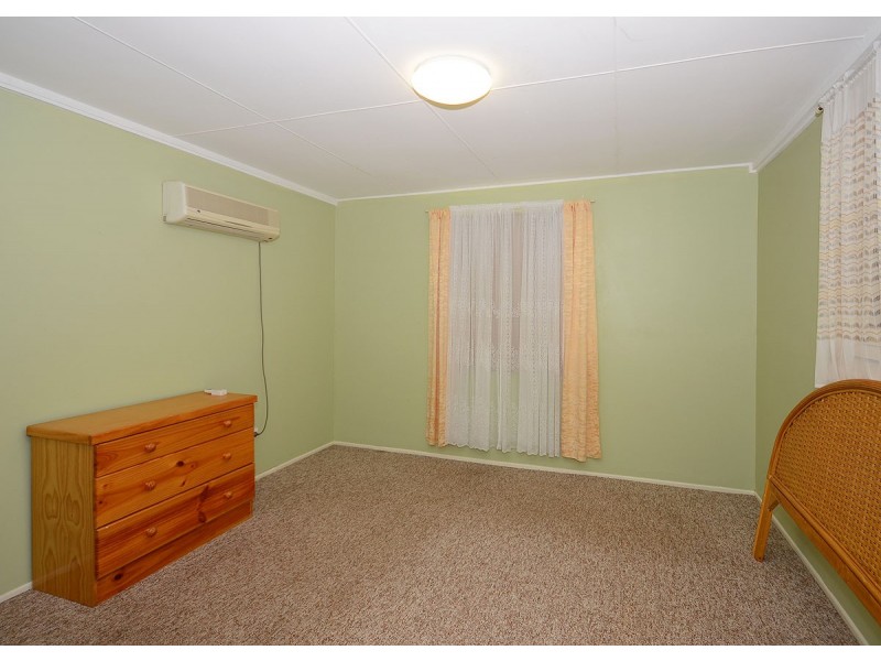 53 Truro Street, Torquay QLD 4655
