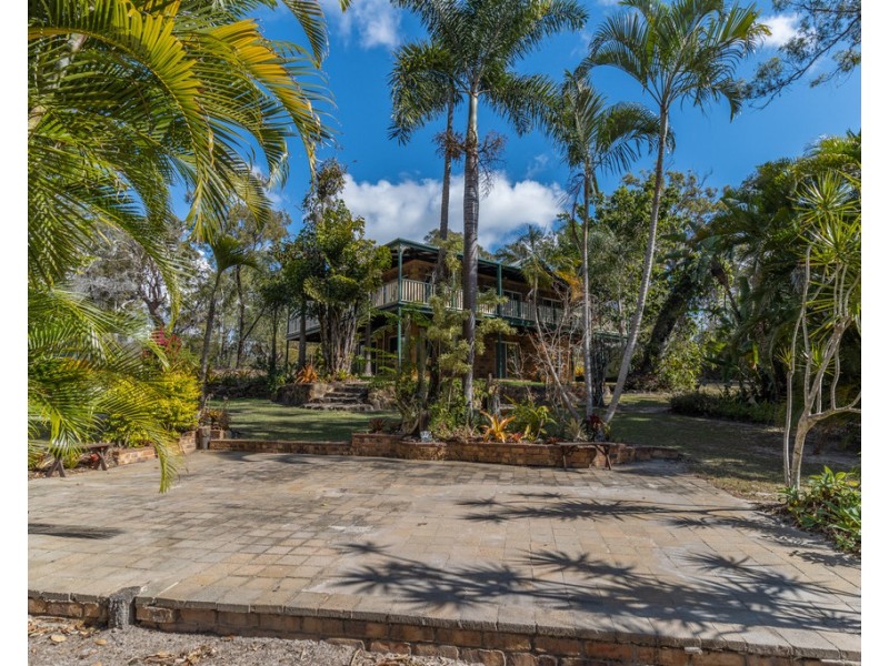27 Dreamtime Avenue, Burrum Heads QLD 4659