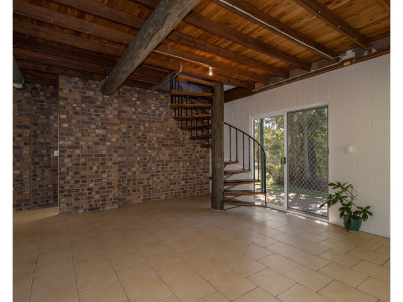 27 Dreamtime Avenue, Burrum Heads QLD 4659