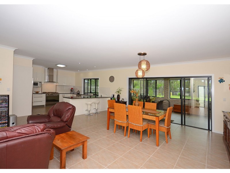 19 Heathland Avenue, Wondunna QLD 4655