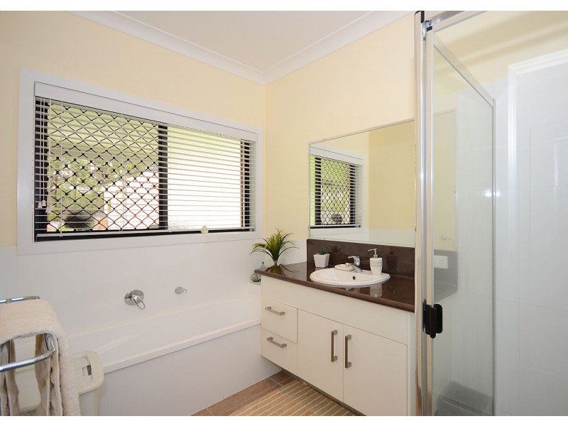 19 Heathland Avenue, Wondunna QLD 4655