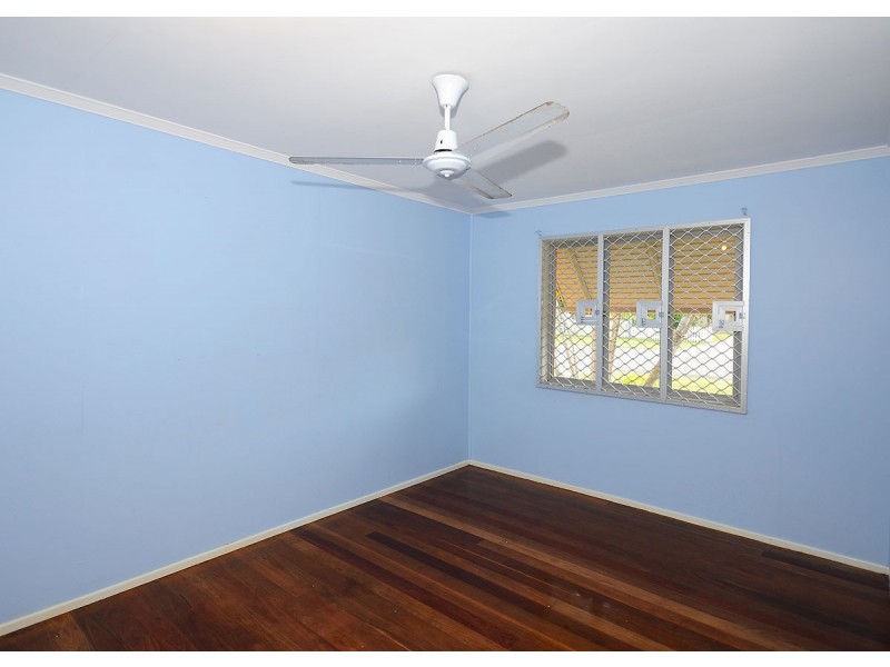 77 Spence Street, Point Vernon QLD 4655
