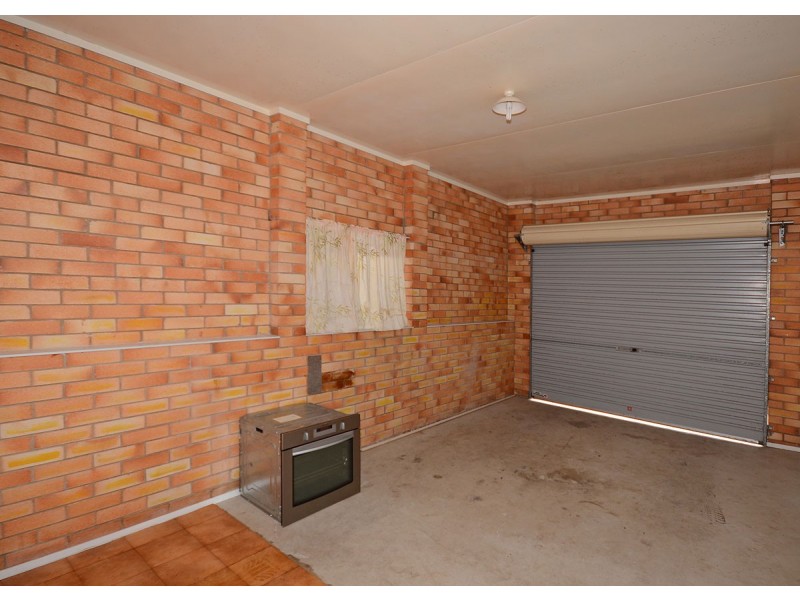 77 Spence Street, Point Vernon QLD 4655