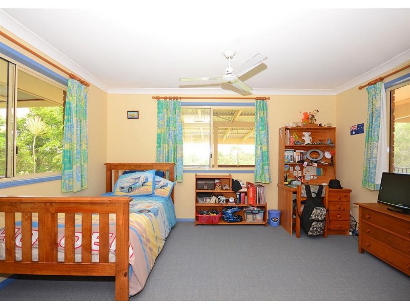 54 Straits Outlook, Craignish QLD 4655