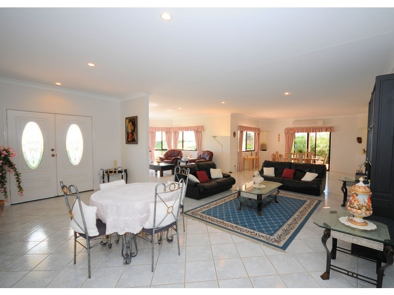 4 Kyla Court, Craignish QLD 4655