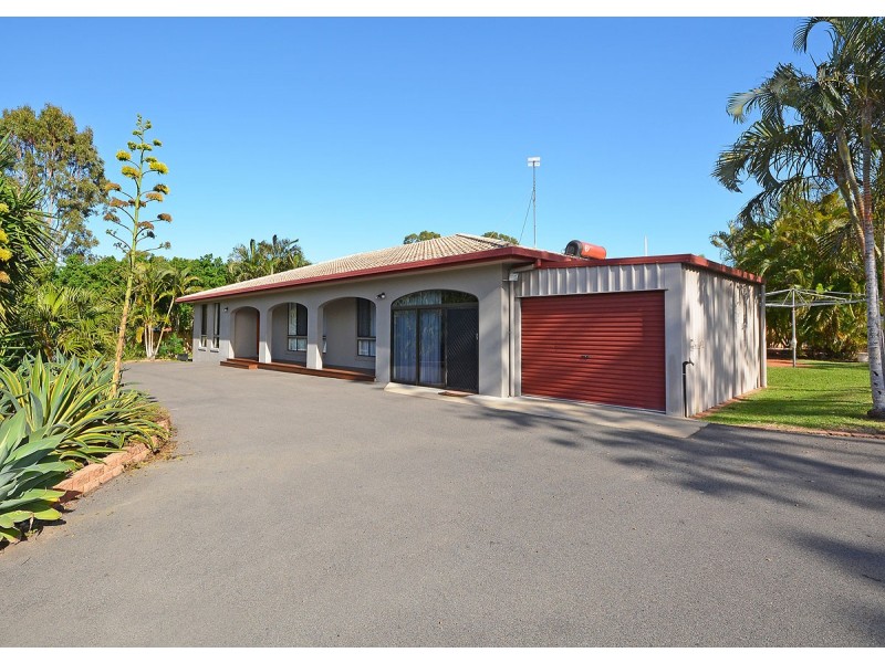 10 Park Street, Urangan QLD 4655