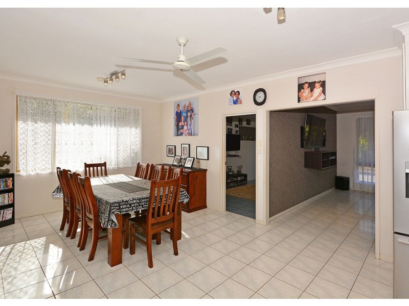 10 Park Street, Urangan QLD 4655