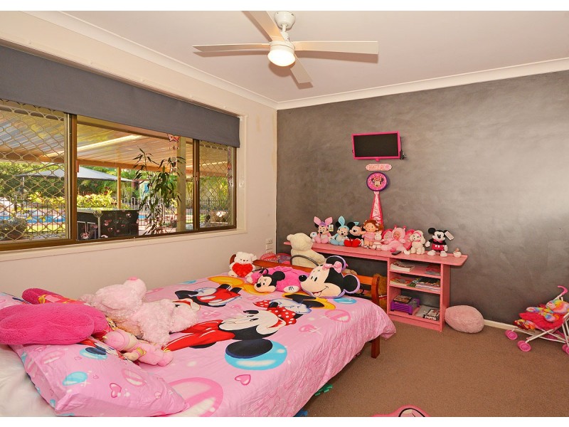 10 Park Street, Urangan QLD 4655
