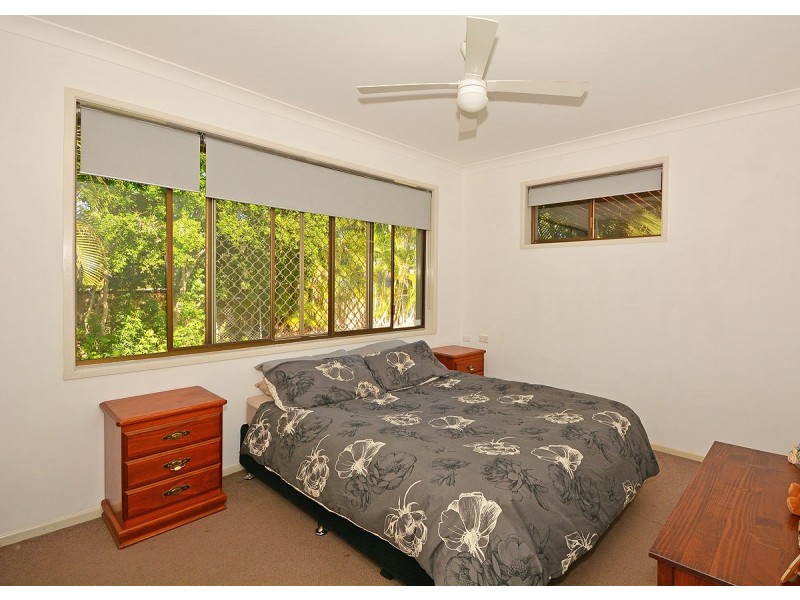 10 Park Street, Urangan QLD 4655