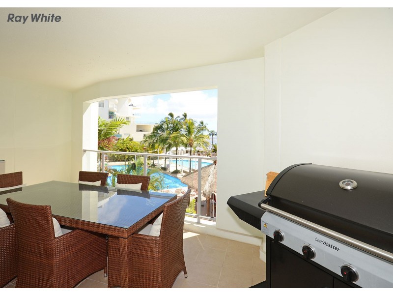 112/569 Charlton Esplanade, Urangan QLD 4655