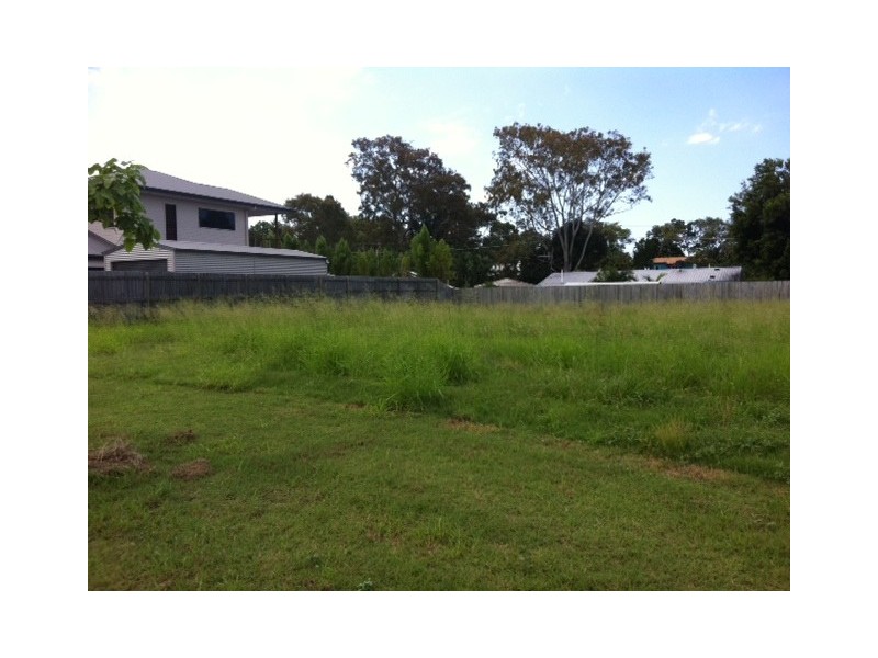 18 Fraser Waters Parade, Toogoom QLD 4655