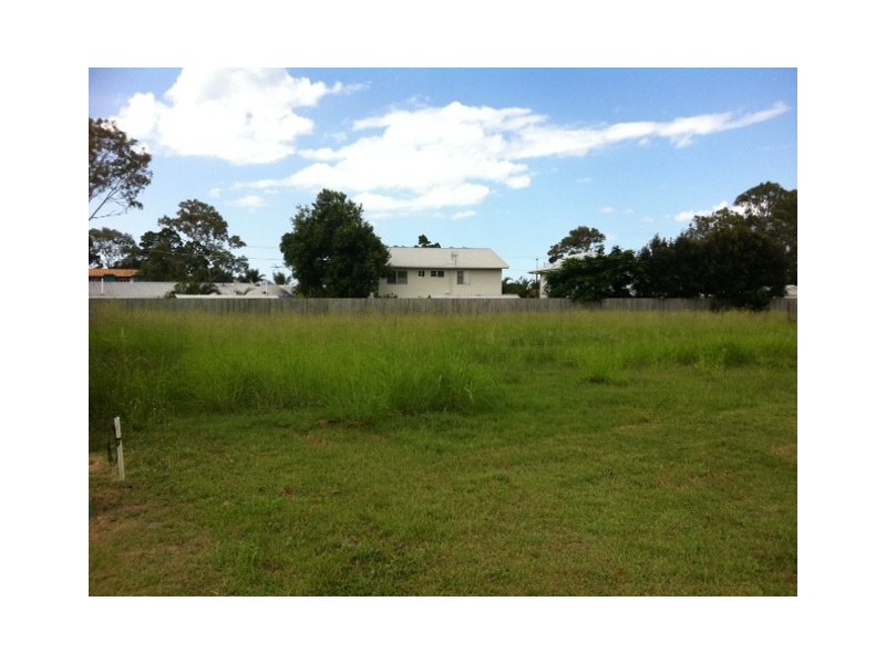 18 Fraser Waters Parade, Toogoom QLD 4655