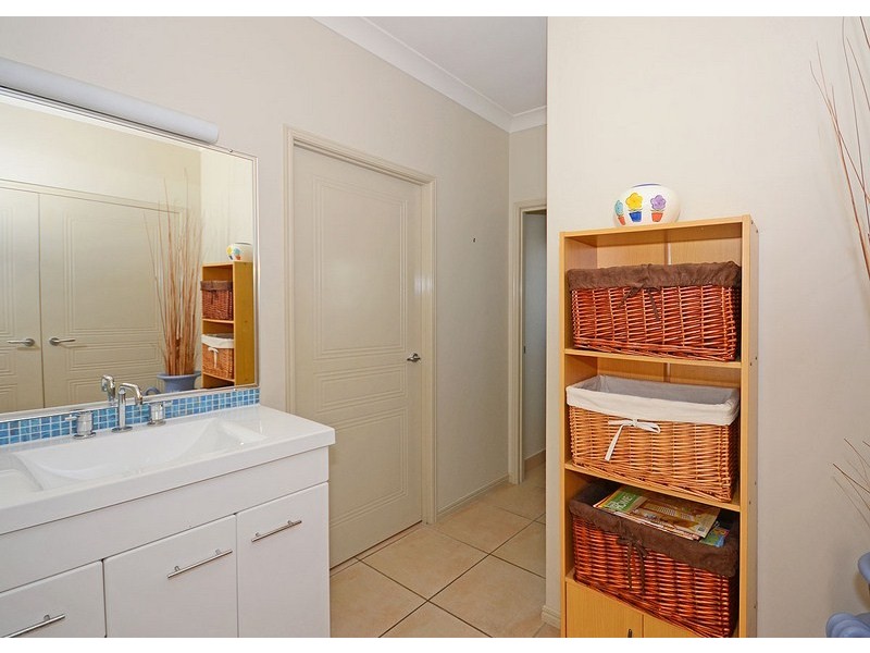 22 Sunline Court, Urangan QLD 4655