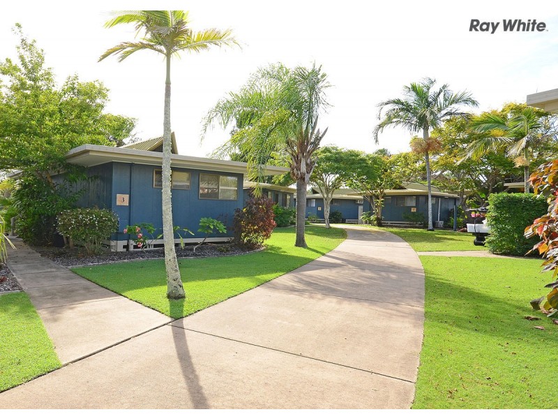 Villa 3/1 Shell Street, Urangan QLD 4655