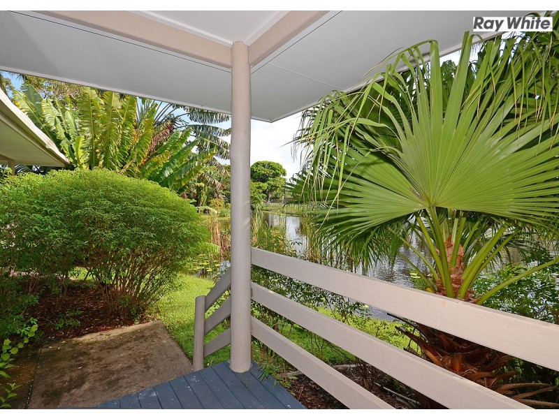 Villa 3/1 Shell Street, Urangan QLD 4655