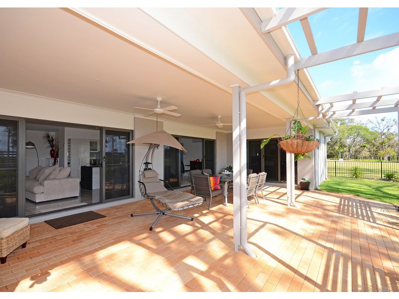 6 Cockle Court, Burrum Heads QLD 4659