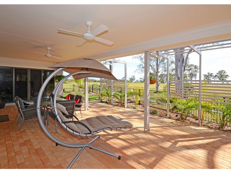 6 Cockle Court, Burrum Heads QLD 4659