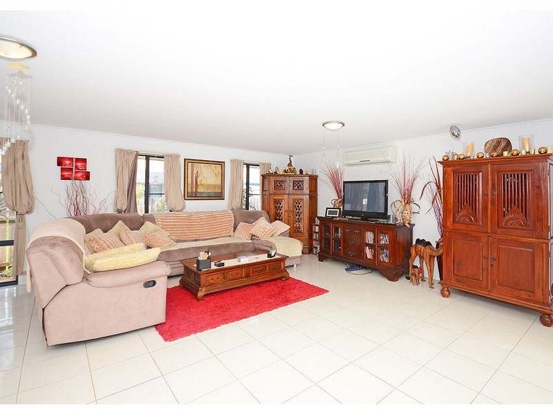 97 Honiton Street, Torquay QLD 4655