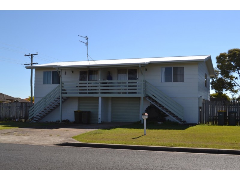 15A and 15B Murphy Street, Point Vernon QLD 4655