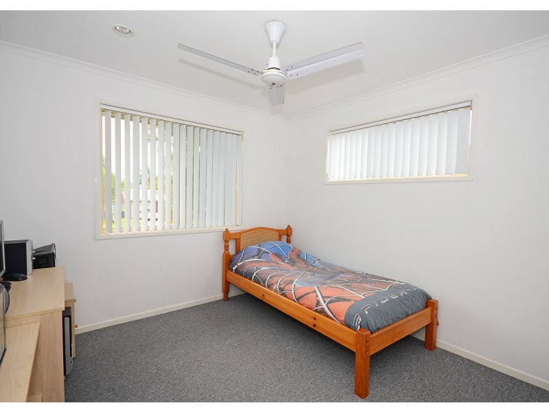 5 Vanda Street, Urangan QLD 4655