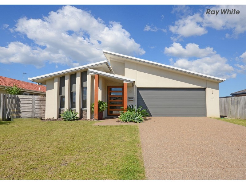 35 Earl St Vincent Circuit, Eli Waters QLD 4655