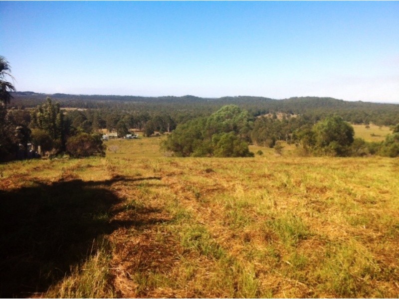 12 Farmhill Pl, Takura QLD 4655