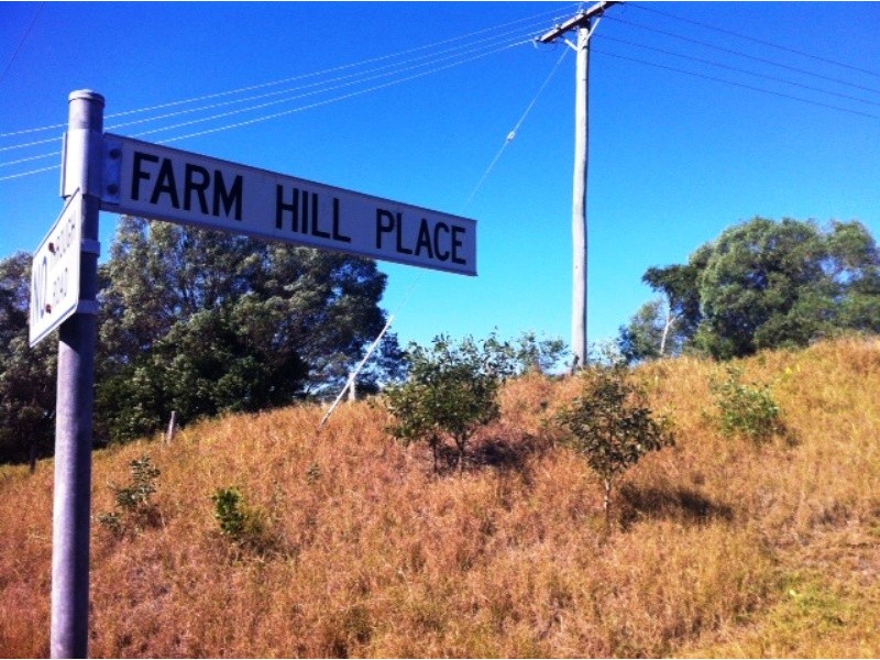 12 Farmhill Pl, Takura QLD 4655