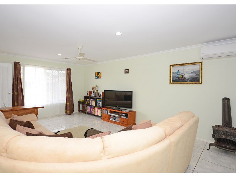 7 Pharlap Court, Point Vernon QLD 4655