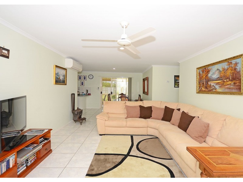 7 Pharlap Court, Point Vernon QLD 4655