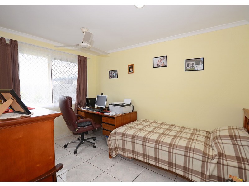 7 Pharlap Court, Point Vernon QLD 4655